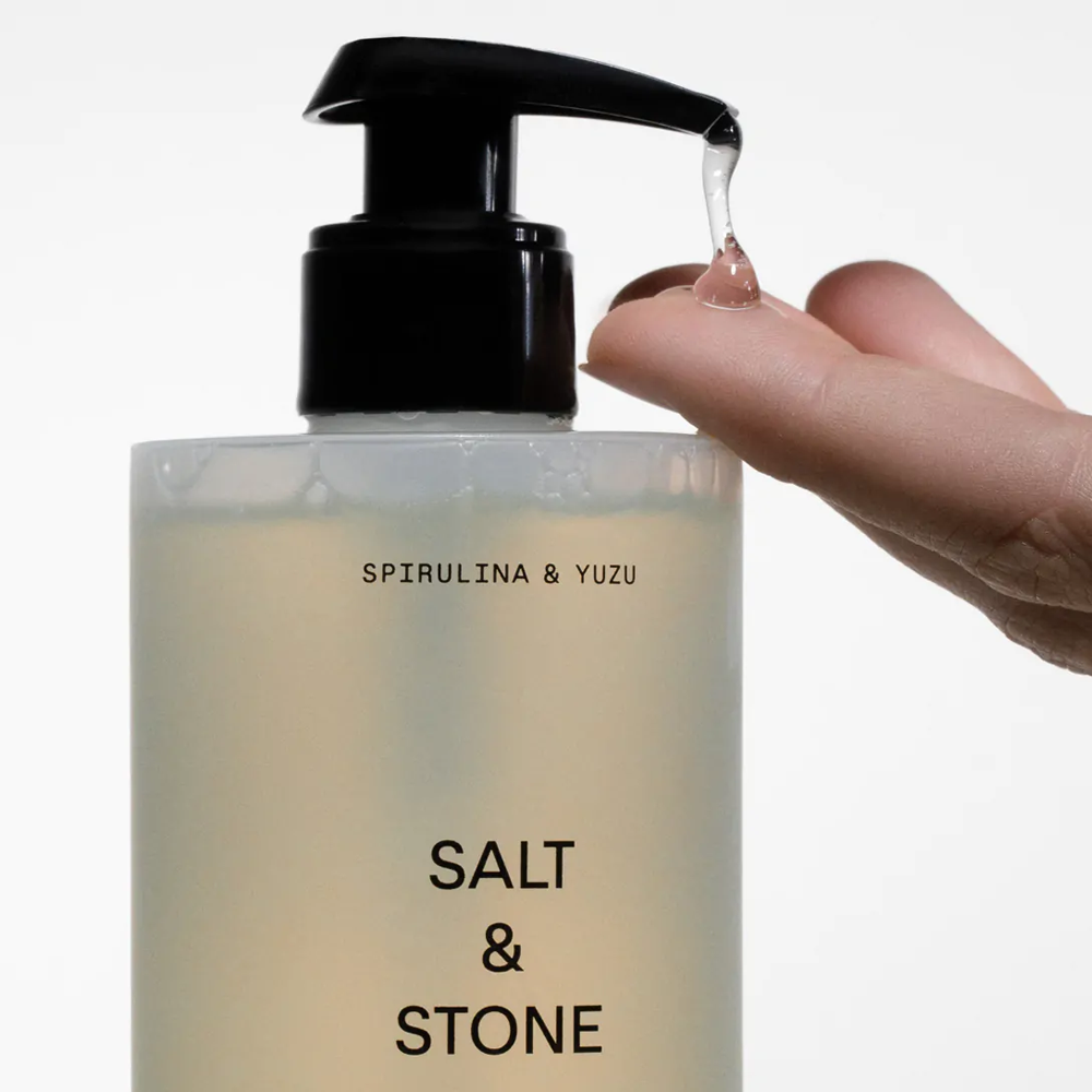 Salt & Stone Spirulina & Yuzu Facial Cleanser 212 ml - Очищувальний гель для обличчя з морськими водоростями та юзу - фото №1 Salt & Stone Spirulina & Yuzu Facial Cleanser 212 ml - Очищувальний гель для обличчя з морськими водоростями та юзу - фото №1